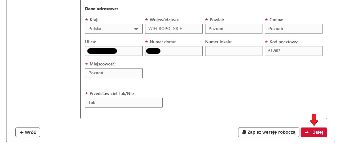 fragment ekranu systemu PUESC z czerwoną strzałką wskazującą na tekst: „Dalej”.